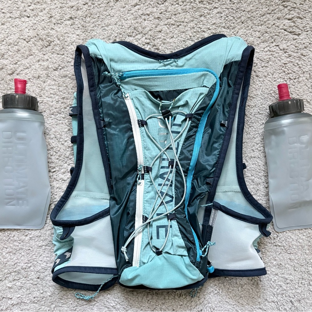 Ultimate Direction Women’s Running Race Vest - S/M - Picture 2 of 6